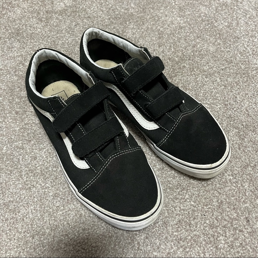 BLACK VELCRO OLD SCHOOL VANS